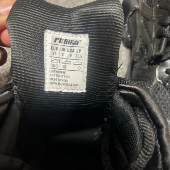 Black Balenciaga runners size 9 us 39 eur - Picture 4 of 6